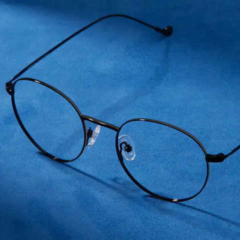 Oval Black Eyeglasses