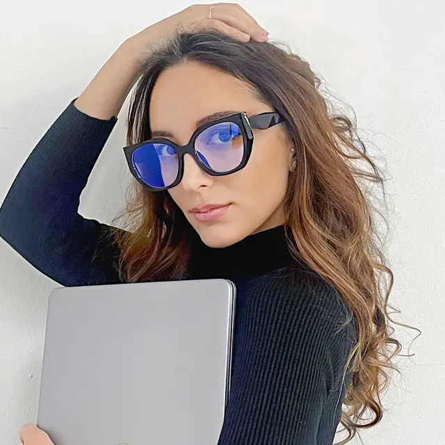 Geometric Black Eyeglasses