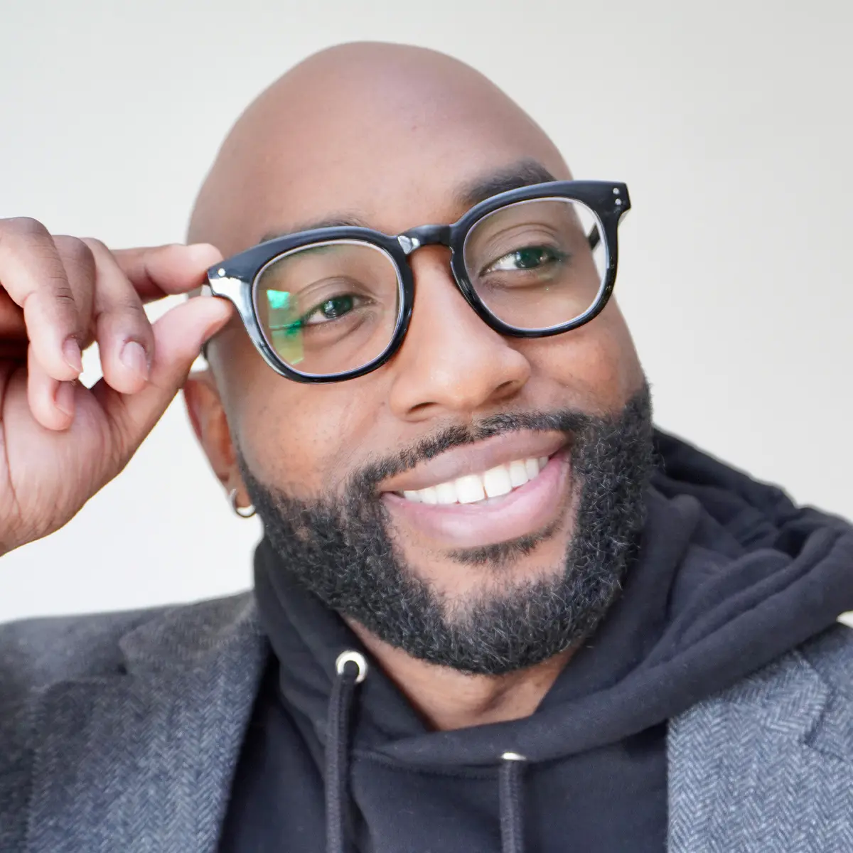 Oval Transparent Gray Eyeglasses