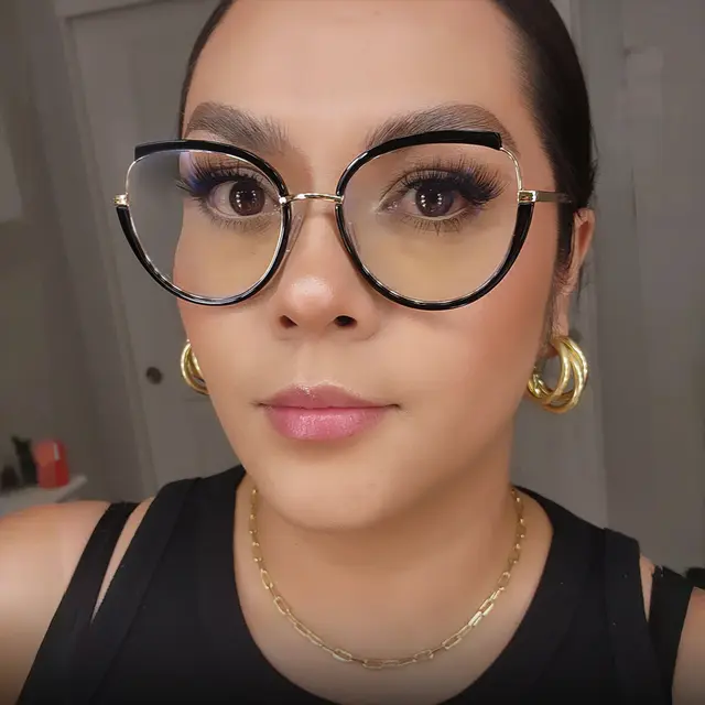 Oval Black Eyeglasses