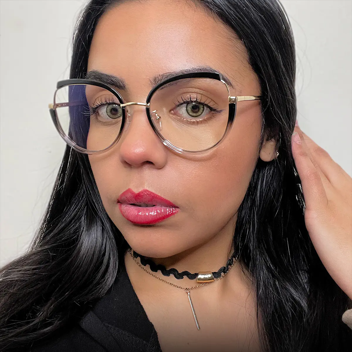 Oval Black/White Eyeglasses