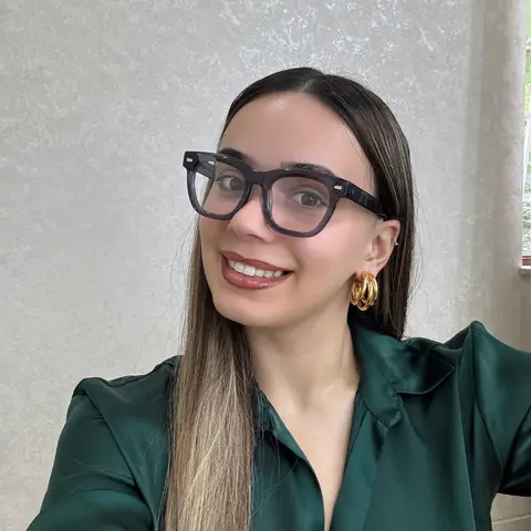 Square Transparent Gray Eyeglasses