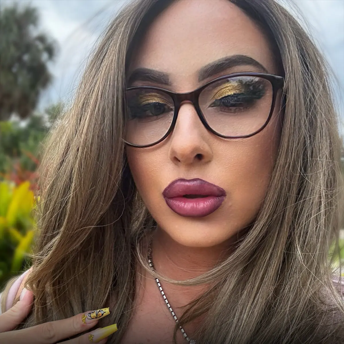 Oval Brown Eyeglasses