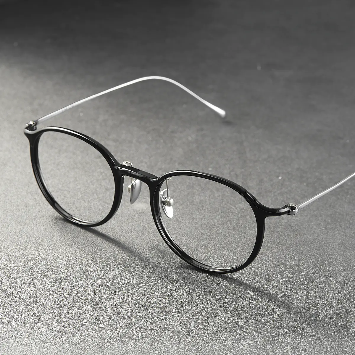 Round Black Eyeglasses