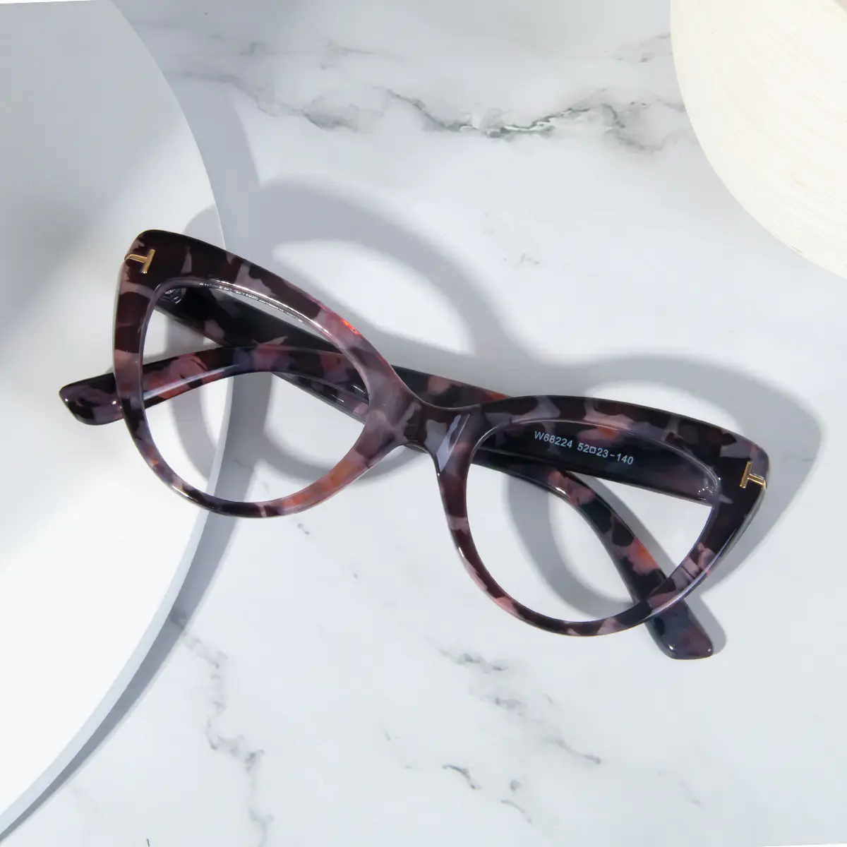 Cat-eye Tortoiseshell Eyeglasses
