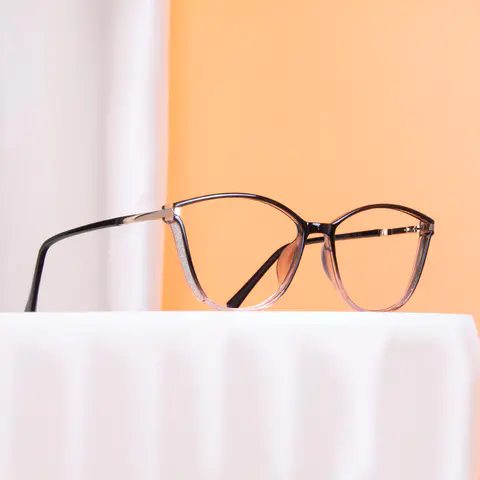 Cat-eye Gradient Pink Eyeglasses
