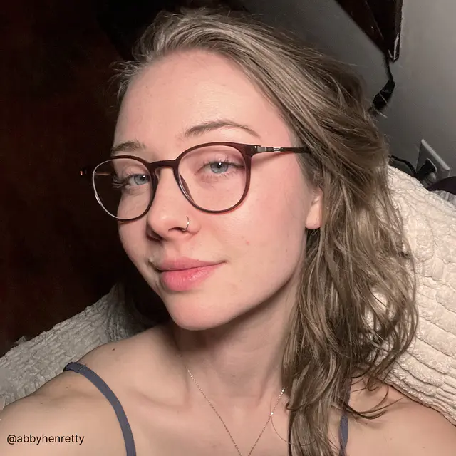 Round Brown Eyeglasses