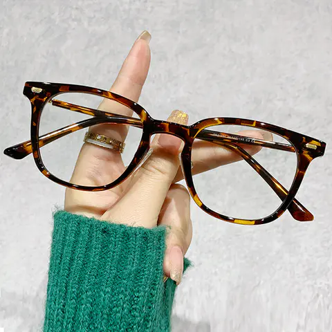 Square Tortoiseshell Eyeglasses