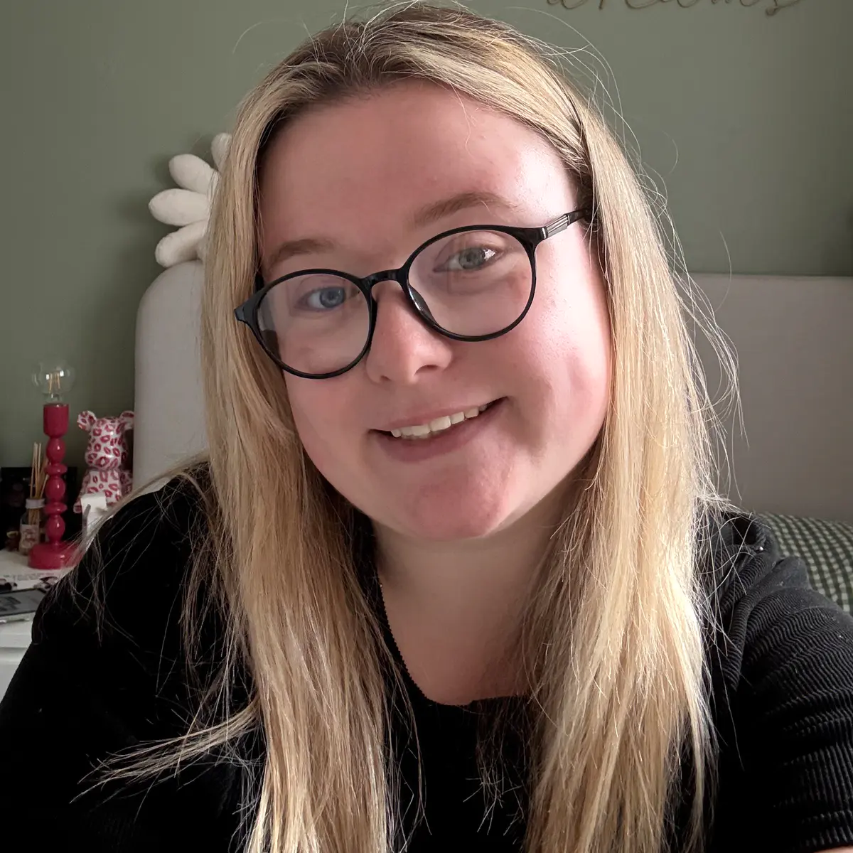 Round Black Glasses