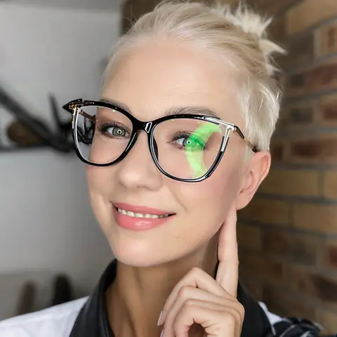 Cat-eye Black Eyeglasses