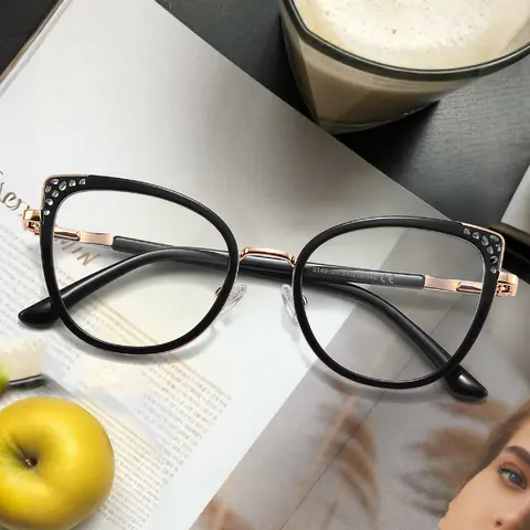 Cat-eye Black Eyeglasses