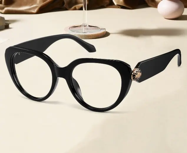 Cat-eye White Eyeglasses