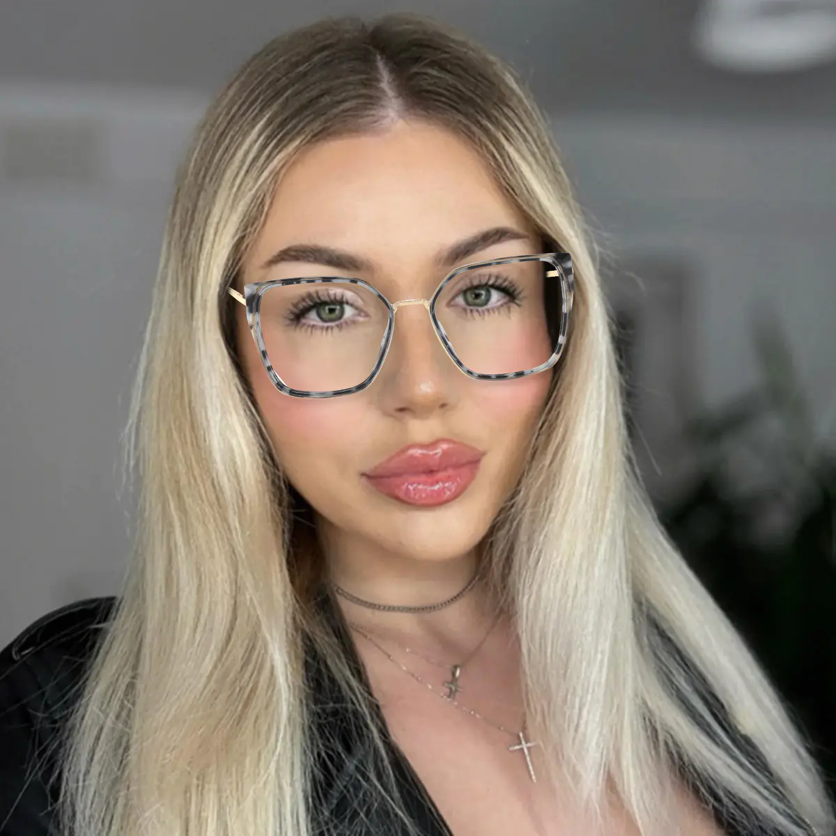 Square Transparent Red Eyeglasses