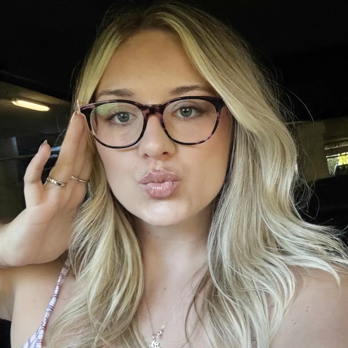 Oval Ruby Tortoiseshell