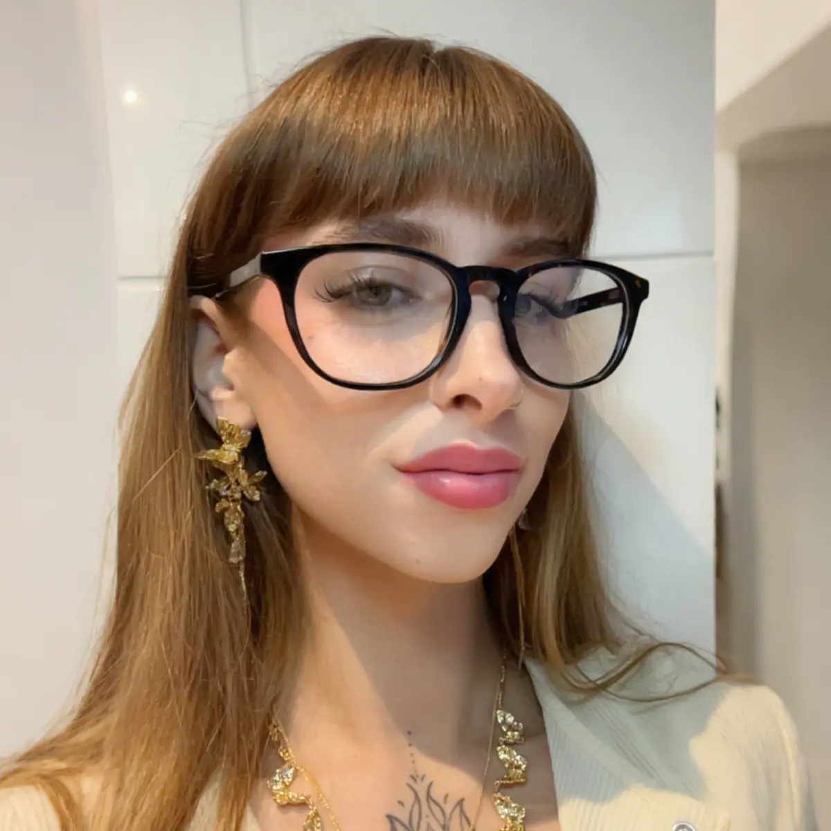 Oval Tortoiseshell Eyeglasses