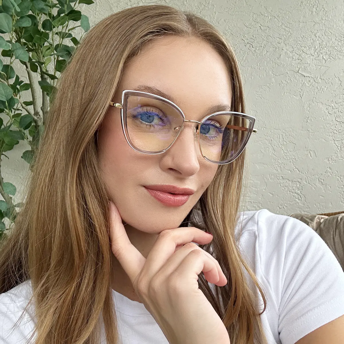 Smoky Allure Minimalist