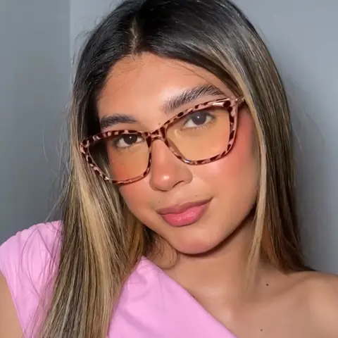 Tortoiseshell Cat Eye
Trendy