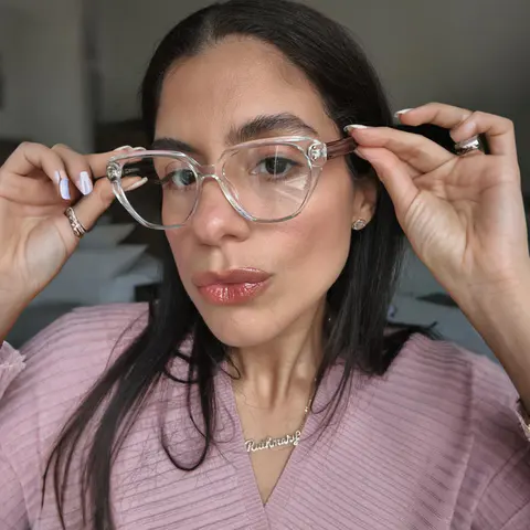 Minimalist Clear Cat