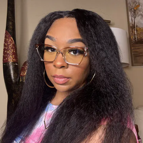 Geometric Transparent Amber