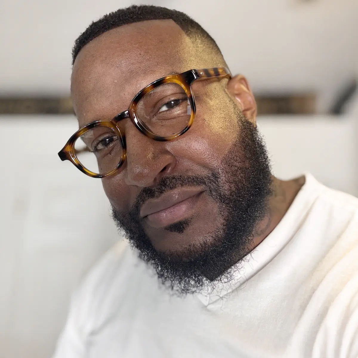 Oval Tortoiseshell Eyeglasses