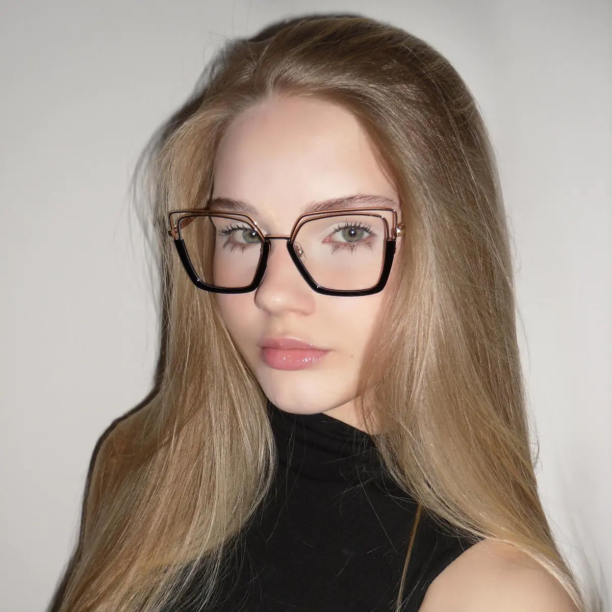 Geometric Black Gold