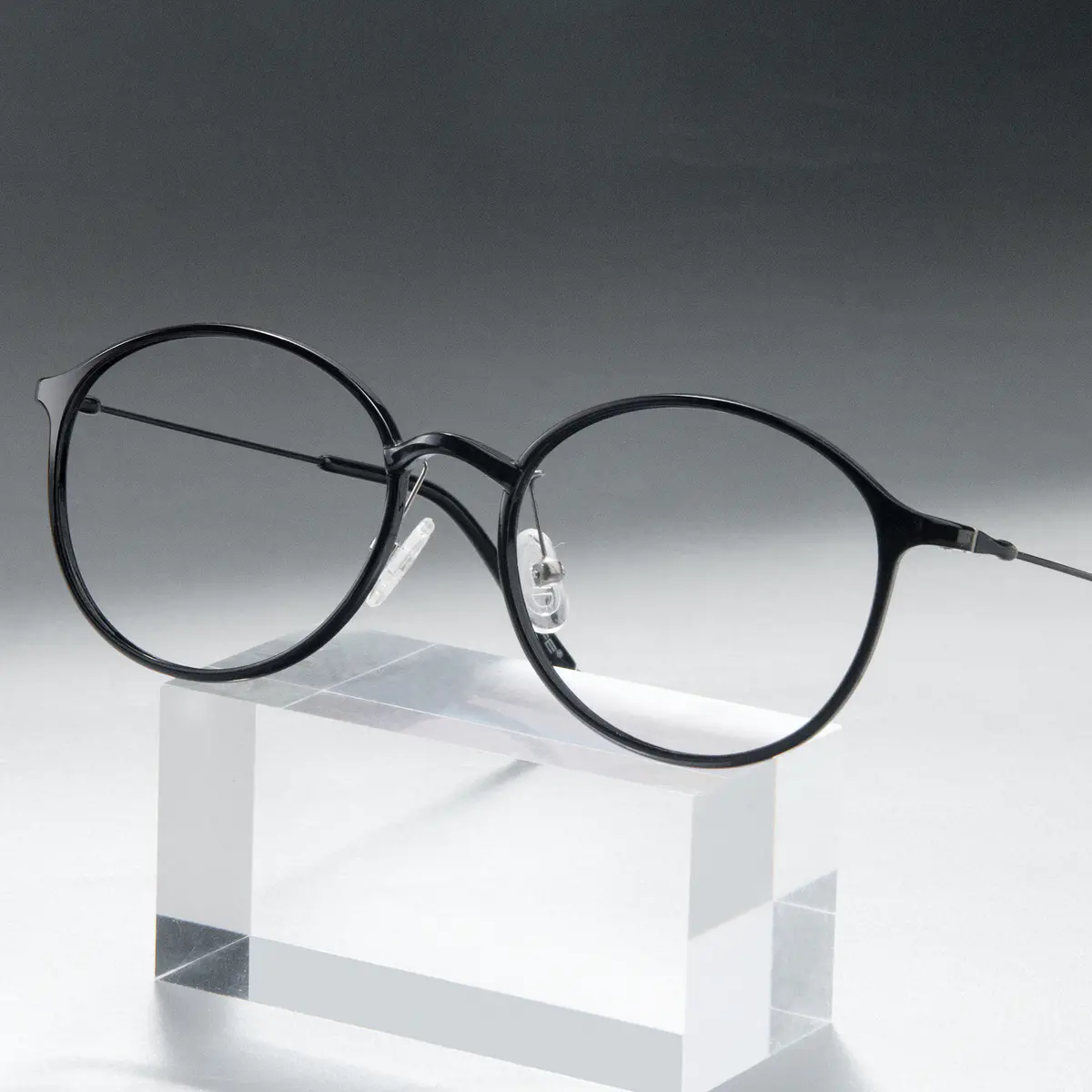 Round Black Eyeglasses