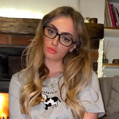 Oval Black Eyeglasses
