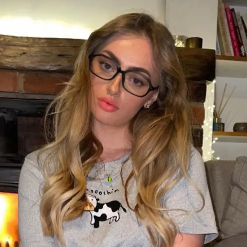 Oval Black Eyeglasses