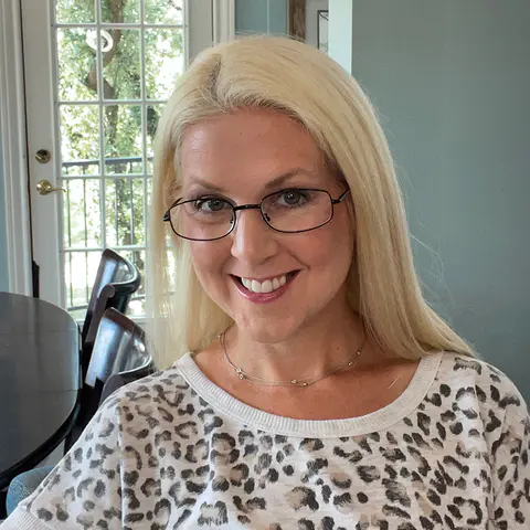 Oval Black Eyeglasses